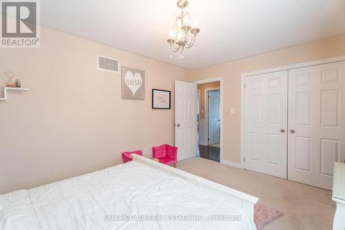 5504 Freshwater Drive, Mississauga (Churchill Meadows), ON - Indoor Photo Showing Bedroom