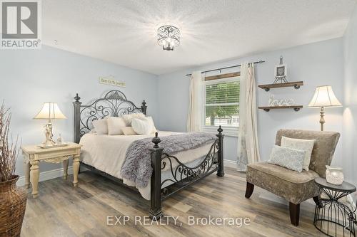 429 Main Street E, Shelburne, ON - Indoor Photo Showing Bedroom