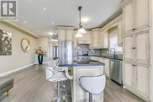 88 Keith Street, Hamilton (Industrial Sector), ON - Indoor Photo Showing Kitchen