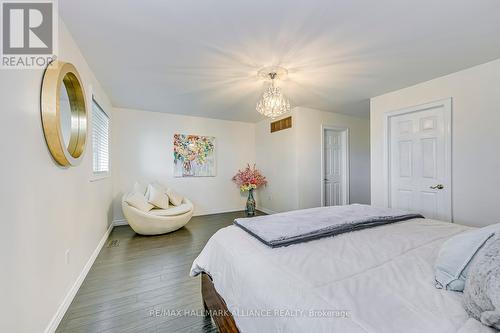 88 Keith Street, Hamilton (Industrial Sector), ON - Indoor Photo Showing Bedroom