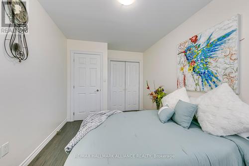 88 Keith Street, Hamilton (Industrial Sector), ON - Indoor Photo Showing Bedroom