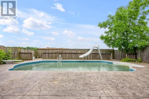 7149 Parkside Road, Niagara Falls, ON - Outdoor With In Ground Pool With Backyard