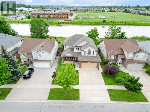 7149 Parkside Road, Niagara Falls, ON - Outdoor With Facade