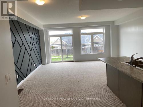 7 - 77 Diana Avenue, Brantford, ON - Indoor Photo Showing Kitchen