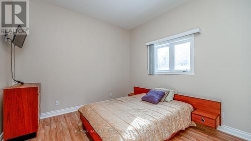 392 Cox Mill Road, Barrie (South Shore), ON - Indoor Photo Showing Bedroom