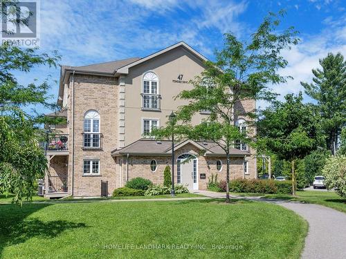 7 - 47 Ferndale Drive S, Barrie (Ardagh), ON - Outdoor