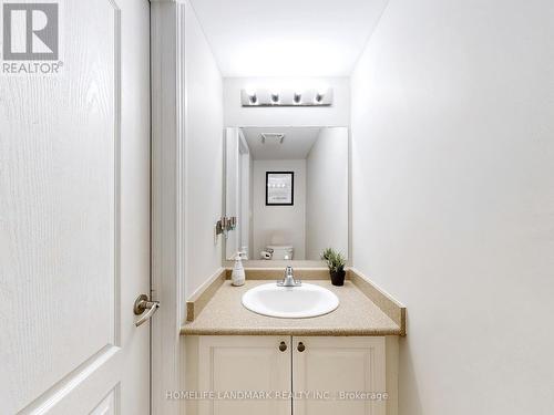 7 - 47 Ferndale Drive S, Barrie (Ardagh), ON - Indoor Photo Showing Bathroom