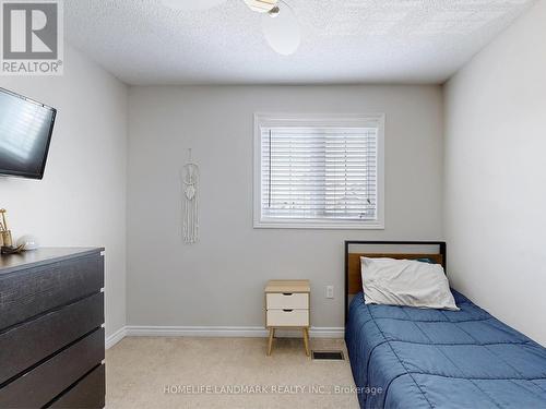 7 - 47 Ferndale Drive S, Barrie (Ardagh), ON - Indoor Photo Showing Bedroom