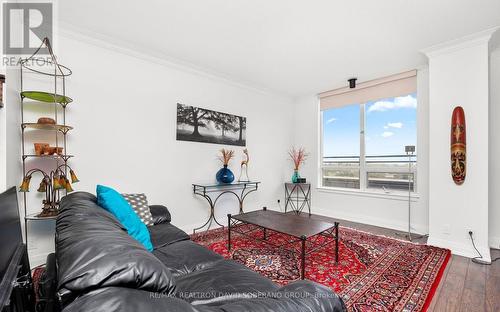 Ph14 - 1060 Sheppard Avenue W, Toronto (York University Heights), ON - Indoor Photo Showing Living Room