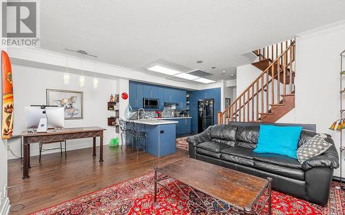 Ph14 - 1060 Sheppard Avenue W, Toronto (York University Heights), ON - Indoor Photo Showing Living Room