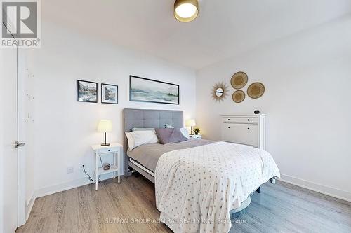 907 - 1486 Bathurst Street, Toronto (Humewood-Cedarvale), ON - Indoor Photo Showing Bedroom