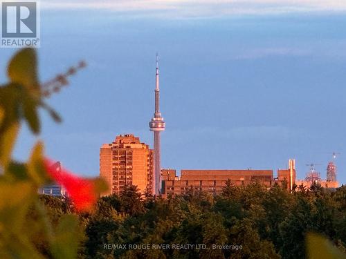 702 - 701 Sheppard Avenue W, Toronto (Clanton Park), ON - Outdoor With View