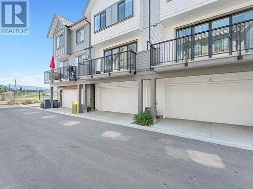 307 Glen Park Drive Unit# 2, Kelowna, BC - Outdoor