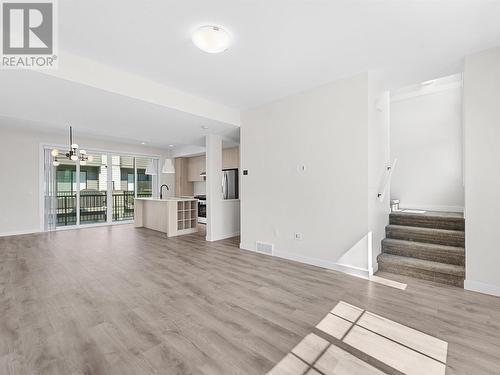 307 Glen Park Drive Unit# 2, Kelowna, BC - Indoor