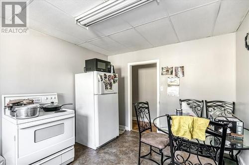 301 Albert Street, Espanola, ON - Indoor Photo Showing Kitchen