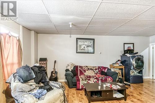 301 Albert Street, Espanola, ON - Indoor Photo Showing Living Room