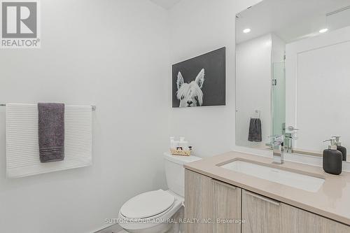 1707 - 70 Annie Craig Drive, Toronto, ON - Indoor Photo Showing Bathroom