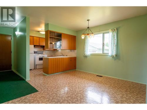 669 Freeman Street, Prince George, BC - Indoor Photo Showing Kitchen