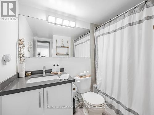 1608 - 260 Scarlett Road, Toronto (Rockcliffe-Smythe), ON - Indoor Photo Showing Bathroom