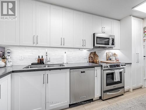 1608 - 260 Scarlett Road, Toronto (Rockcliffe-Smythe), ON - Indoor Photo Showing Kitchen With Double Sink With Upgraded Kitchen