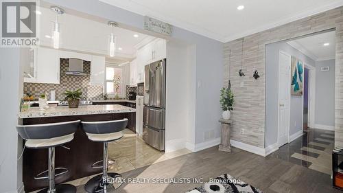 30 Bach Boulevard, Brampton (Brampton South), ON - Indoor Photo Showing Kitchen