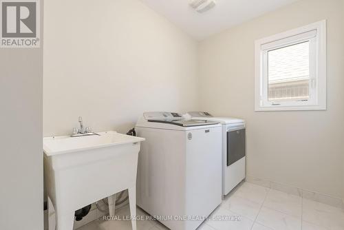 1350 Stevens Road, Innisfil (Alcona), ON - Indoor Photo Showing Laundry Room