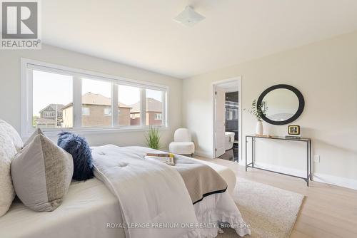 1350 Stevens Road, Innisfil (Alcona), ON - Indoor Photo Showing Bedroom