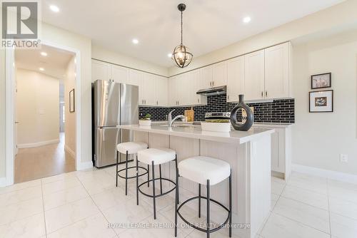 1350 Stevens Road, Innisfil (Alcona), ON - Indoor Photo Showing Kitchen