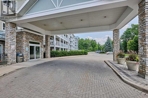 524 - 900 Bogart Mill Trail, Newmarket (Gorham-College Manor), ON - Outdoor