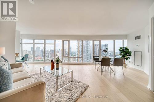 3401 - 210 Victoria Street, Toronto (Church-Yonge Corridor), ON - Indoor Photo Showing Living Room