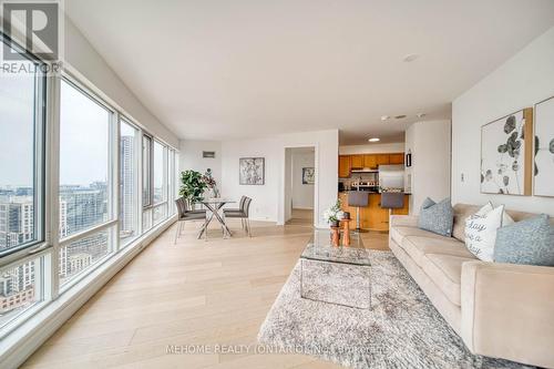 3401 - 210 Victoria Street, Toronto (Church-Yonge Corridor), ON - Indoor Photo Showing Living Room