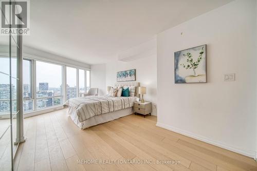 3401 - 210 Victoria Street, Toronto (Church-Yonge Corridor), ON - Indoor Photo Showing Bedroom