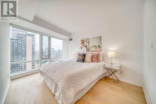 3401 - 210 Victoria Street, Toronto (Church-Yonge Corridor), ON - Indoor Photo Showing Bedroom