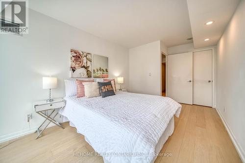 3401 - 210 Victoria Street, Toronto (Church-Yonge Corridor), ON - Indoor Photo Showing Bedroom