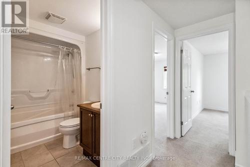 Second floor - 82 - 1059 Whetherfield Street, London, ON - Indoor Photo Showing Bathroom