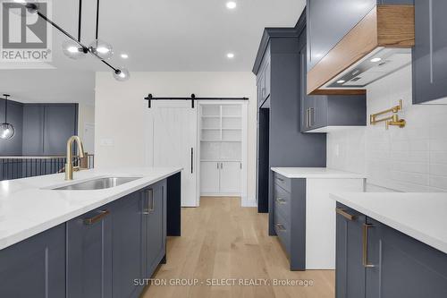 67 Royal Crescent, Southwold (Talbotville), ON - Indoor Photo Showing Kitchen