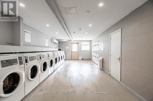 305 - 583 Mornington Avenue, London, ON - Indoor Photo Showing Laundry Room