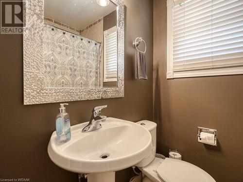 203 Orchard Road, Woodstock, ON - Indoor Photo Showing Bathroom