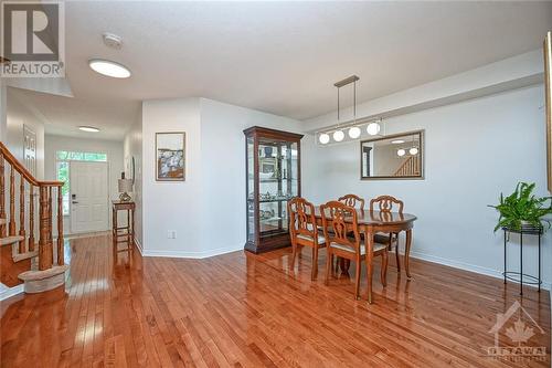 164 Deercroft Avenue, Ottawa, ON - Indoor Photo Showing Dining Room