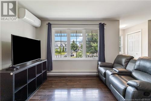 43 Armoyan Court, Moncton, NB - Indoor Photo Showing Living Room