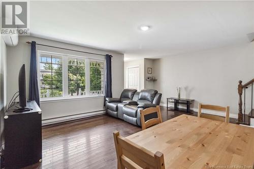 43 Armoyan Court, Moncton, NB - Indoor Photo Showing Living Room