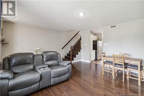 43 Armoyan Court, Moncton, NB - Indoor Photo Showing Living Room