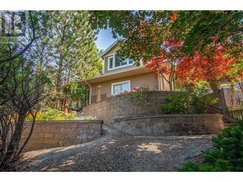 405 Viewcrest Road, Kelowna, BC - Outdoor