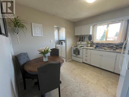 317 100 Avenue, Dawson Creek, BC - Indoor