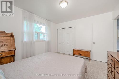 153 Anne Boulevard, Milton, ON - Indoor Photo Showing Bedroom