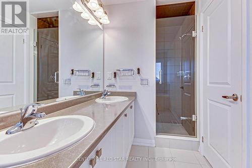 734 Khalsa Drive, Woodstock, ON - Indoor Photo Showing Bathroom