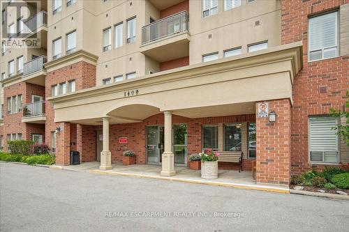 509 - 1499 Nottinghill Gate, Oakville (Glen Abbey), ON - Outdoor