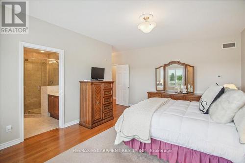 509 - 1499 Nottinghill Gate, Oakville (Glen Abbey), ON - Indoor Photo Showing Bedroom