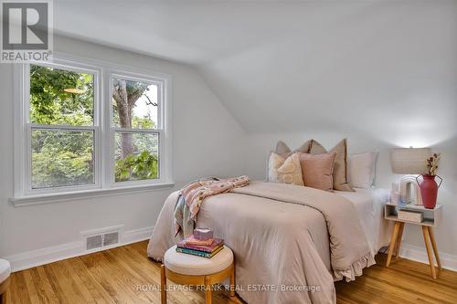 470 Albertus Avenue, Peterborough (Monaghan), ON - Indoor Photo Showing Bedroom