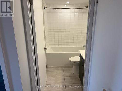 313 - 38 Monte Kwinter Court, Toronto (Clanton Park), ON - Indoor Photo Showing Bathroom